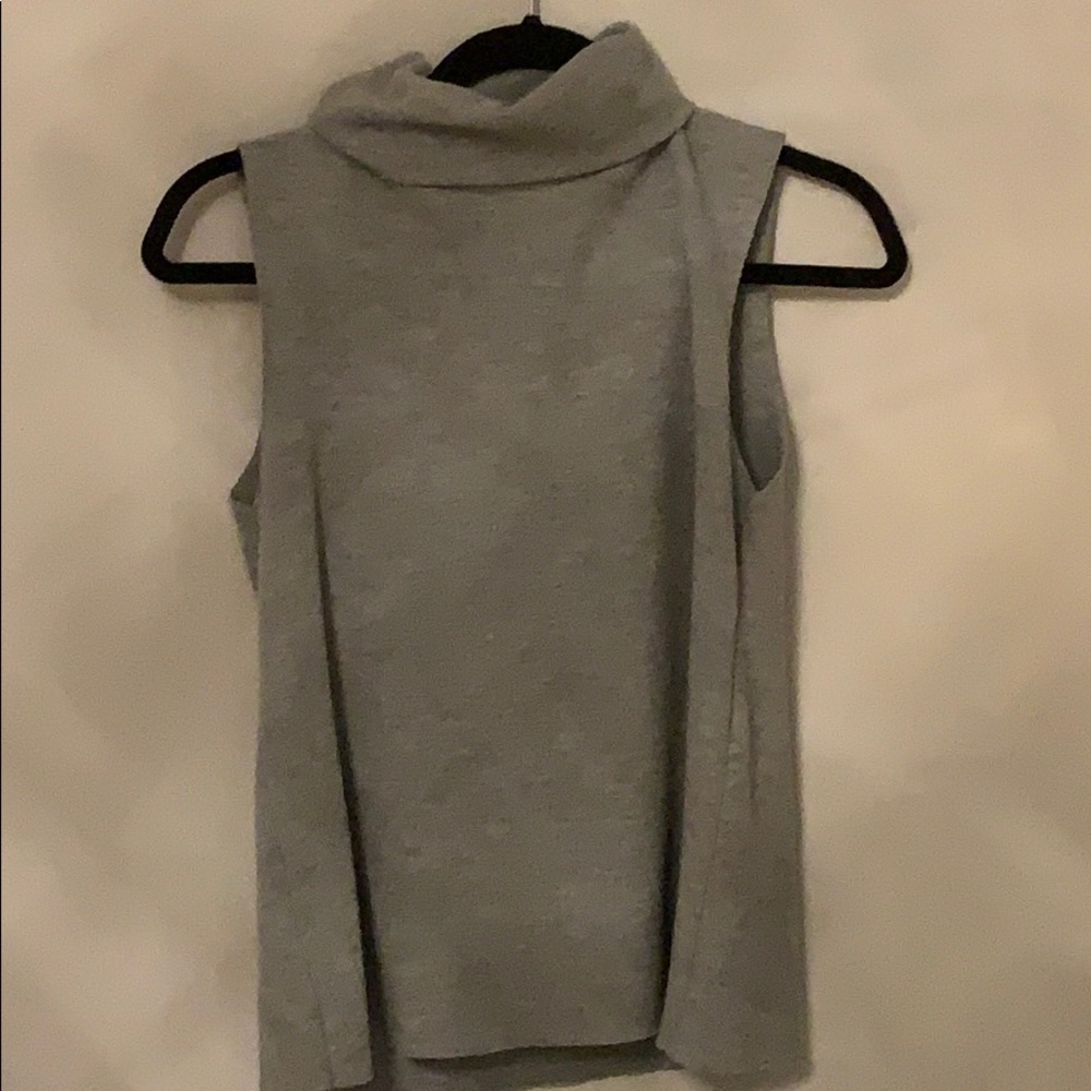 short sleeve turtle neck